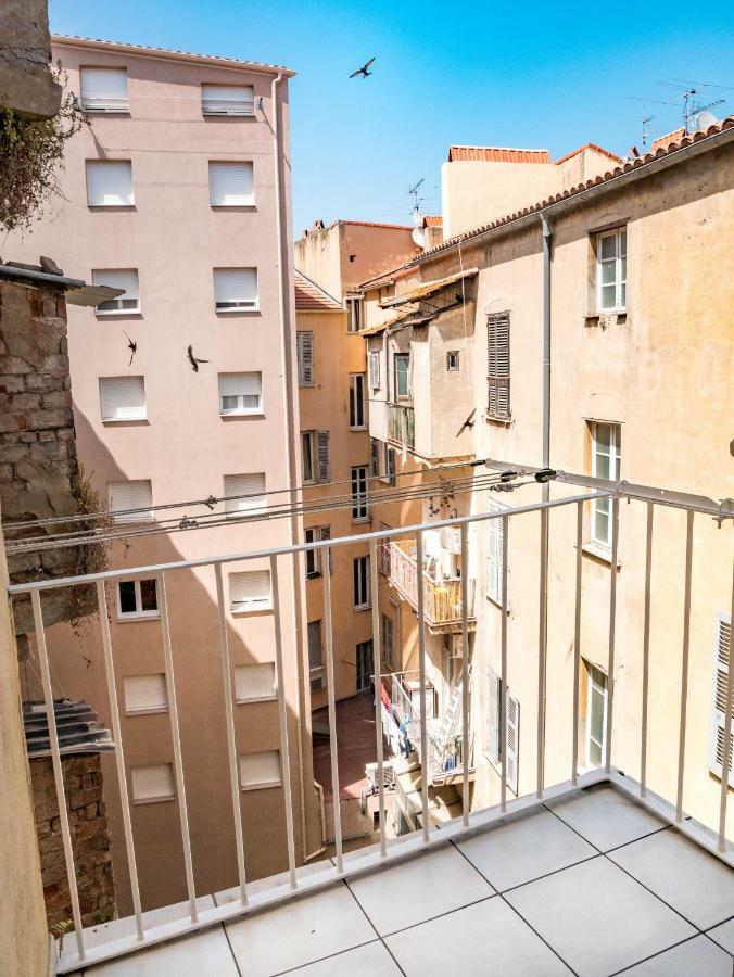 Chambre Cozy Et Confortable Au Coeur D'Ajaccio Apartman Ajaccio  Kültér fotó
